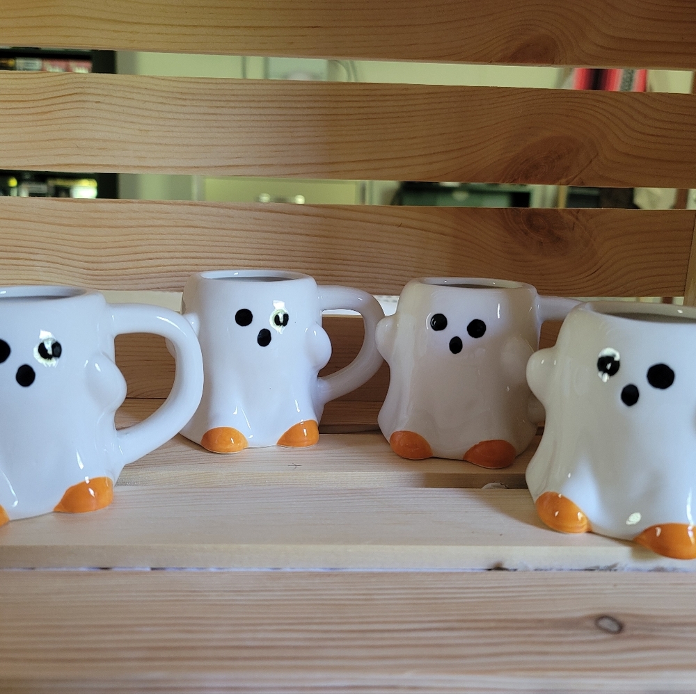 Hyde and Eek 2021 Small Ghost Mugs